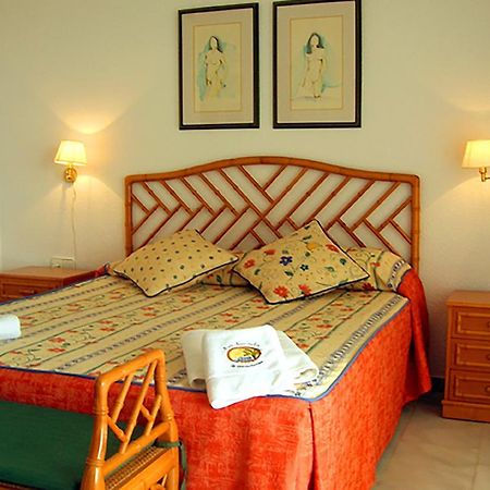 Ona Marina Arpon Aparthotel La Manga del Mar Menor Esterno foto