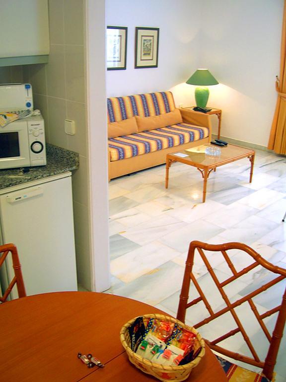 Ona Marina Arpon Aparthotel La Manga del Mar Menor Esterno foto